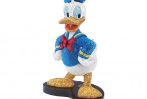 Pato Donald  Con Cristales Swarovski Edición Limitada 2015